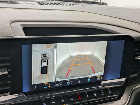 Used 2023 Chevrolet Silverado 1500 ZR2 image 30