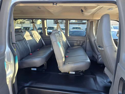 Used 2016 Chevrolet Express 2500 LS image 29