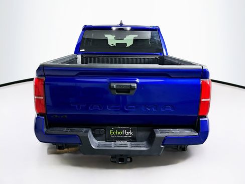 Used 2025 Toyota Tacoma TRD Off-Road image 7