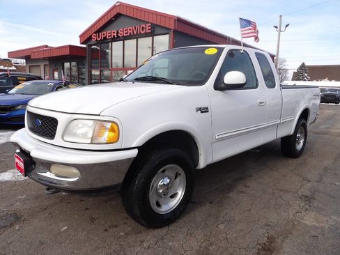 Used 1997 Ford F150 XLT image 1