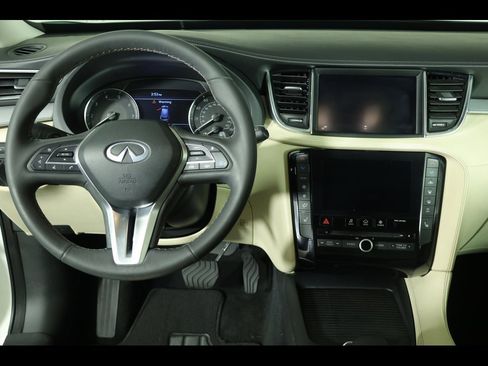 Used 2021 INFINITI QX50 Luxe w/ Cargo Package image 17