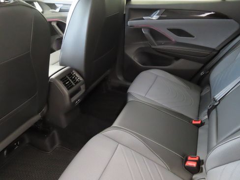 New 2026 Volkswagen Tiguan SE image 23