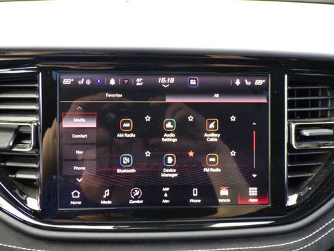 Used 2022 Dodge Durango SRT w/ SRT Interior Appearance Group image 37