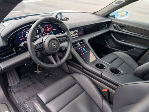 Certified 2025 Porsche Taycan Turbo AWD/4WD image 4