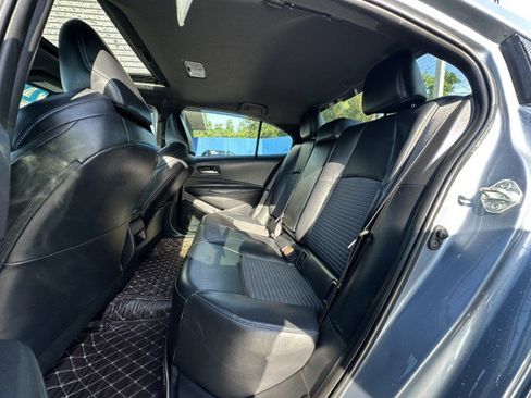 Used 2021 Toyota Corolla XSE image 17