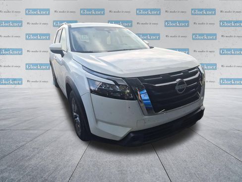 Used 2025 Nissan Pathfinder SV AWD/4WD image 11