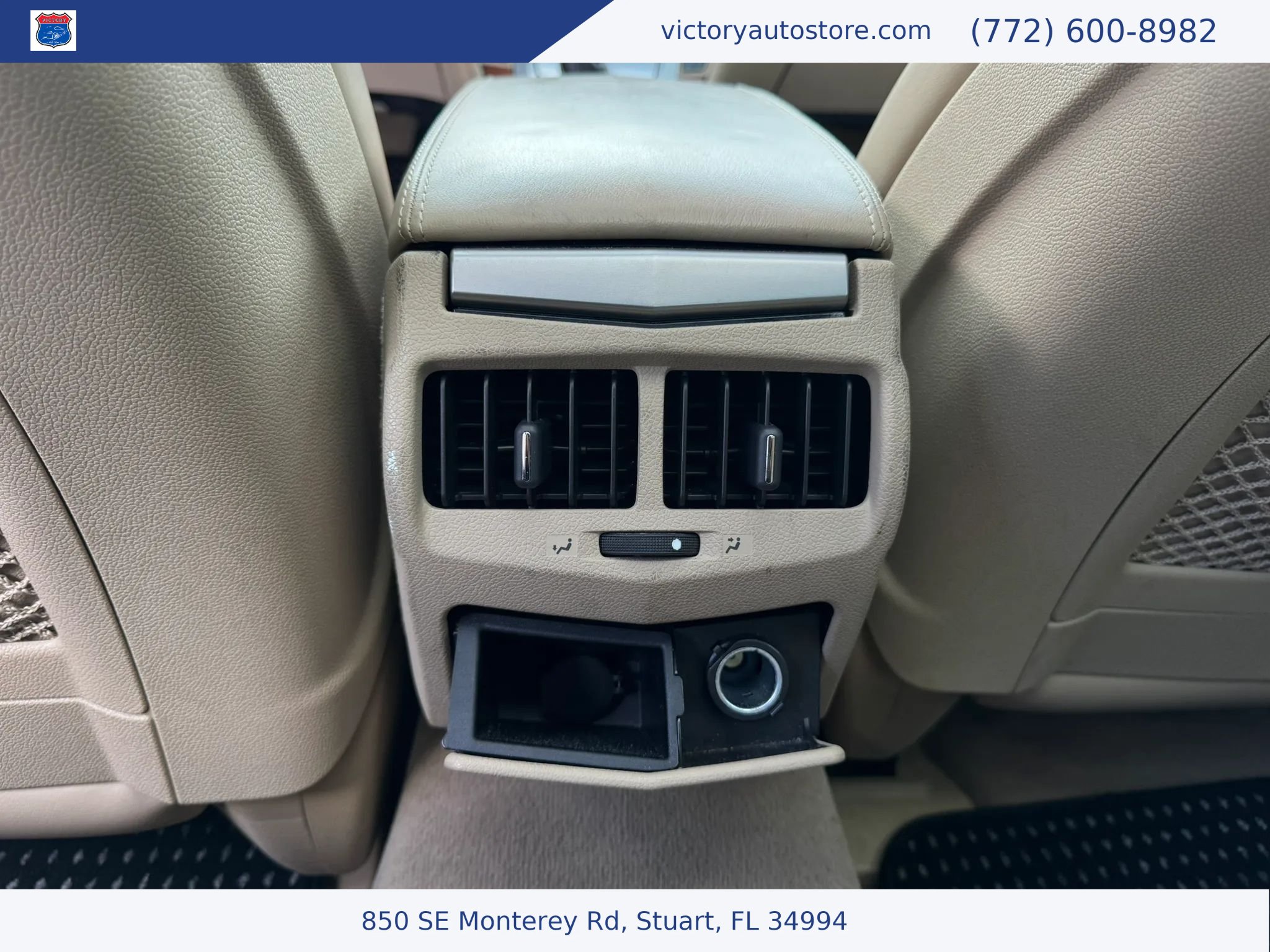 Used 2010 Cadillac CTS Luxury RWD image 17