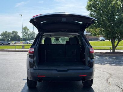 Used 2020 Chevrolet Traverse LT