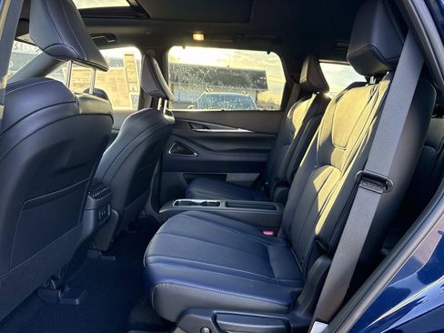 New 2026 INFINITI QX60 Sport w/ Dark Cargo Package image 18