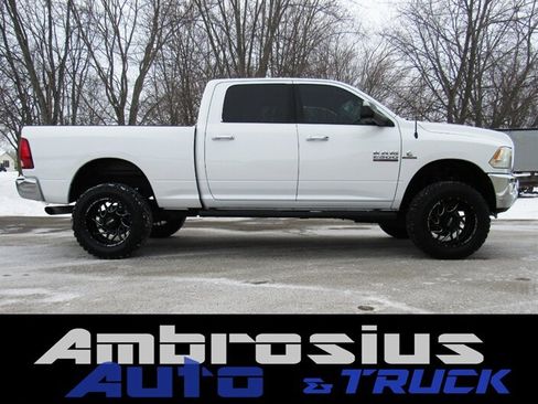 Used 2018 RAM 2500 Big Horn image 2