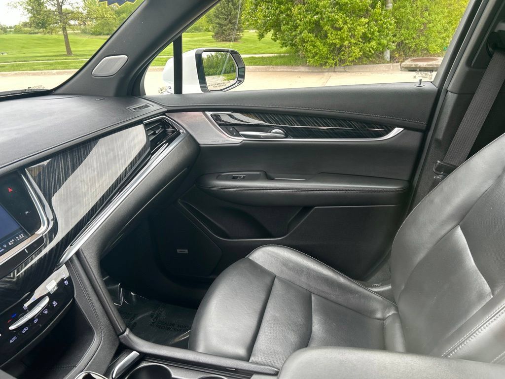 Used 2023 Cadillac XT6 Premium Luxury AWD/4WD image 30