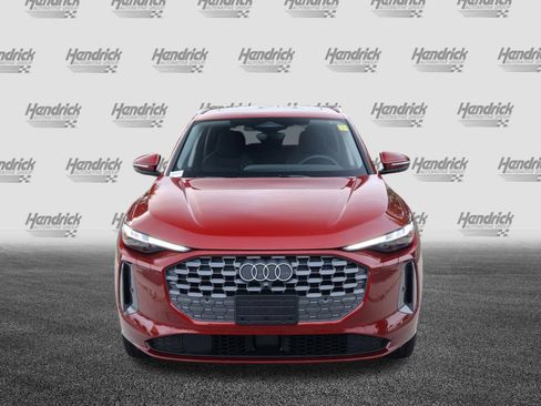 Used 2025 Audi Q5 Premium Plus AWD/4WD image 3