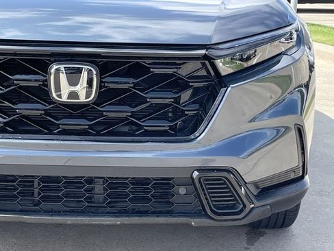 Certified 2025 Honda CR-V Sport-L image 9