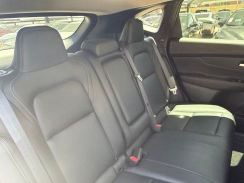 Certified 2025 Nissan Murano SL w/ Cargo Package AWD/4WD image 18