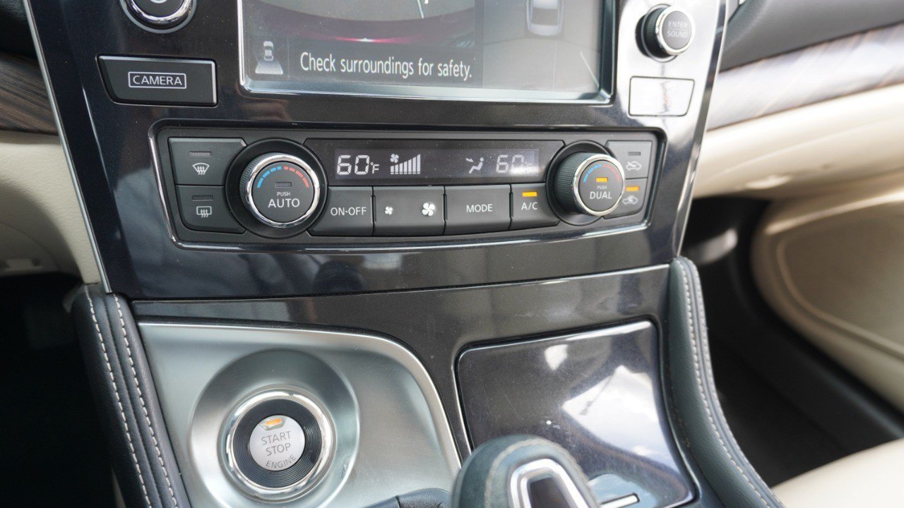 Used 2016 Nissan Maxima Platinum FWD image 19