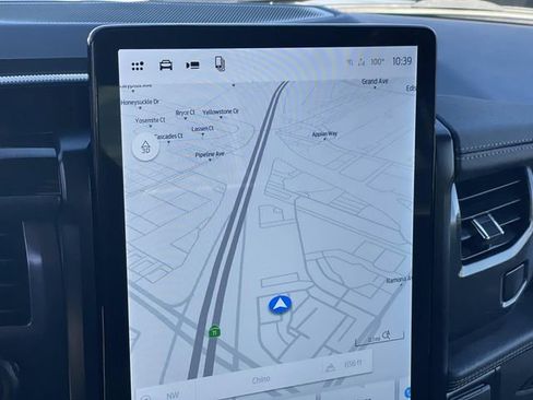 Used 2025 Ford F150 Lightning Flash image 14