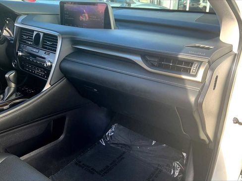 Used 2017 Lexus RX 450h AWD image 18