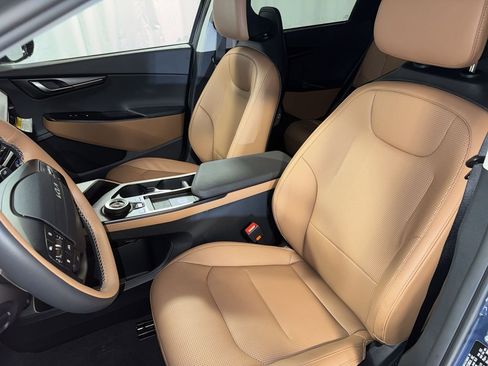 New 2025 Kia EV6 Wind image 16