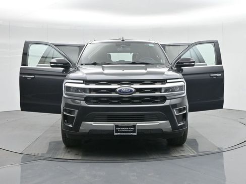 Used 2022 Ford Expedition Limited image 36