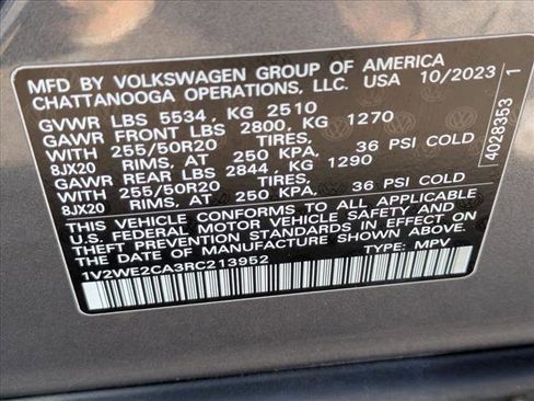 Used 2024 Volkswagen Atlas Cross Sport SE FWD image 22