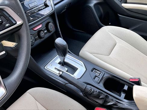 Used 2018 Subaru Impreza 2.0i Premium w/ Eyesight & BSD & Rcta AWD/4WD image 17