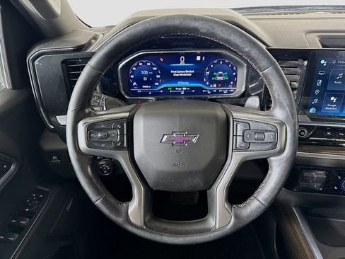 Used 2022 Chevrolet Silverado 1500 RST image 11