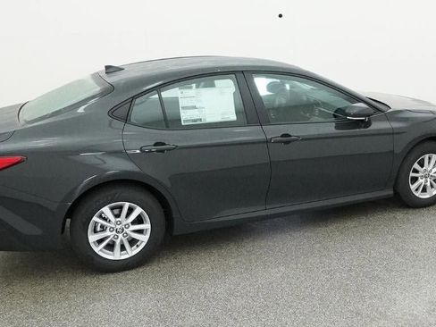 New 2026 Toyota Camry LE image 10