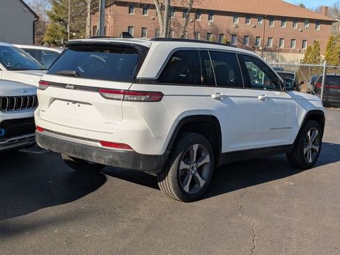 New 2026 Jeep Grand Cherokee Limited image 3