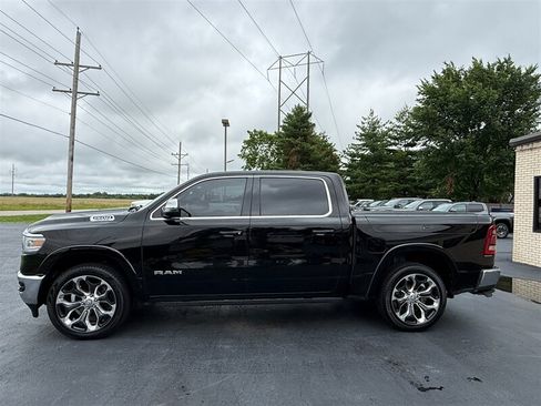 Used 2023 RAM 1500 Limited AWD/4WD image 3