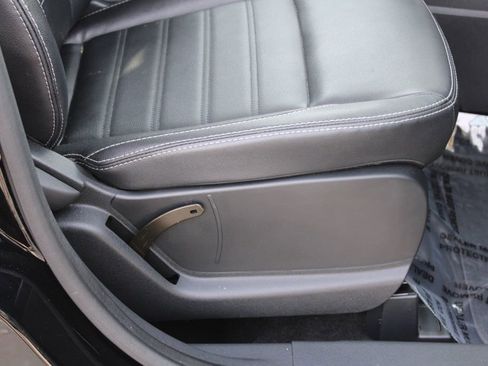 Used 2021 Ford EcoSport Titanium image 21