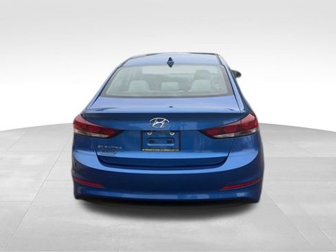 Used 2018 Hyundai Elantra SEL FWD image 26
