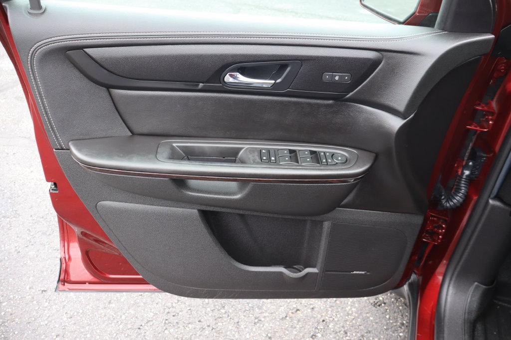 Used 2017 Chevrolet Traverse Premier AWD/4WD image 27