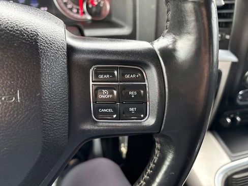 Used 2016 RAM 1500 Classic SLT w/ SLT Plus D←cor Group image 16