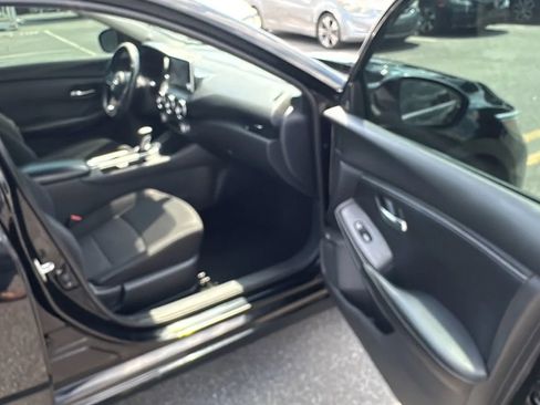 Used 2022 Nissan Sentra SV FWD image 33