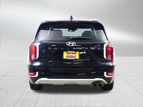 Used 2022 Hyundai Palisade Limited w/ Cargo Package image 6