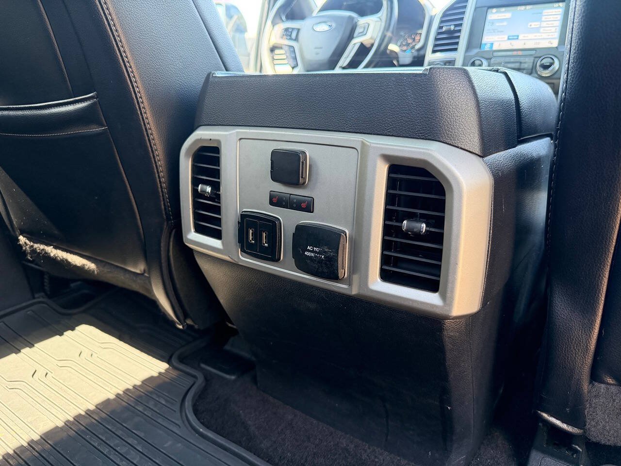 Used 2018 Ford F150 Lariat w/ Equipment Group 502A Luxury AWD/4WD image 24