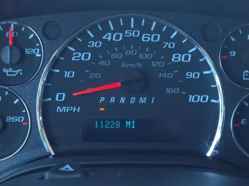 Used 2024 GMC Savana 2500 w/ Driver Convenience Package RWD image 23