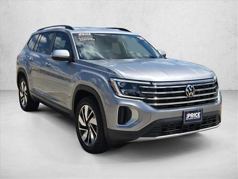 Used 2026 Volkswagen Atlas SE AWD/4WD image 3