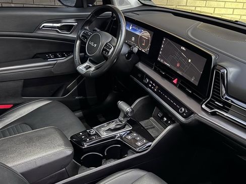 Used 2024 Kia Sportage SX image 12