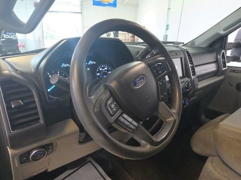Used 2020 Ford F250 XLT AWD/4WD image 11