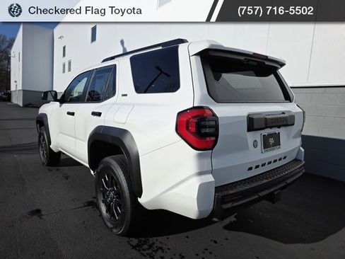 Used 2025 Toyota 4Runner SR5 image 5