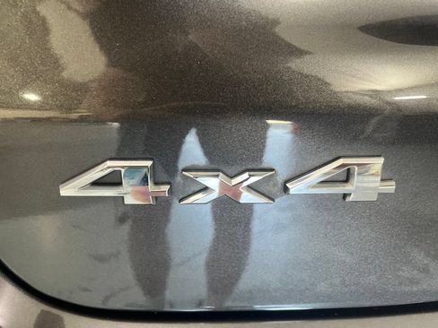 Used 2018 Jeep Compass Sport w/ Cold Weather Group AWD/4WD image 39
