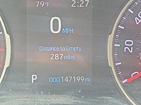 Used 2022 Toyota RAV4 XLE w/ Convenience Package FWD image 12