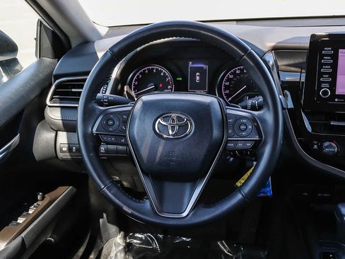 Used 2024 Toyota Camry SE FWD image 17