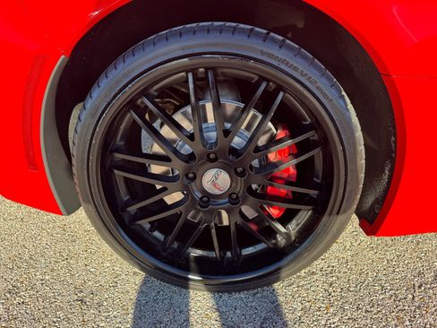 Used 2015 Chevrolet Corvette Stingray Coupe w/ 2LT Preferred Equipment Group image 15