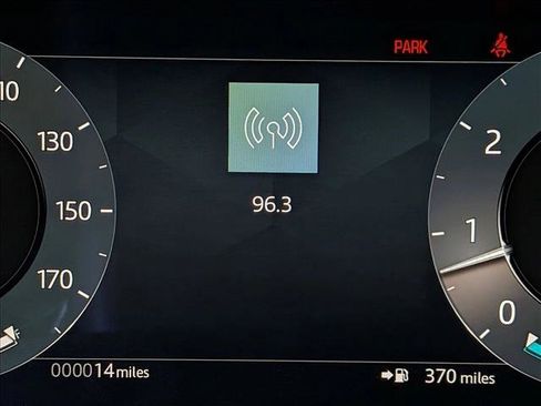 New 2026 Land Rover Range Rover Velar Autobiography image 10