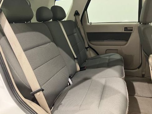 Used 2009 Ford Escape Limited AWD/4WD image 37