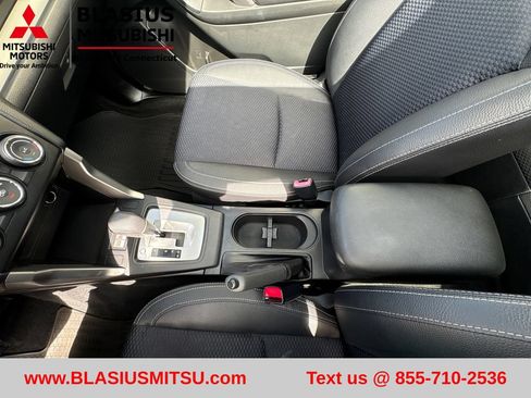Used 2014 Subaru Forester 2.0XT Premium AWD/4WD image 31