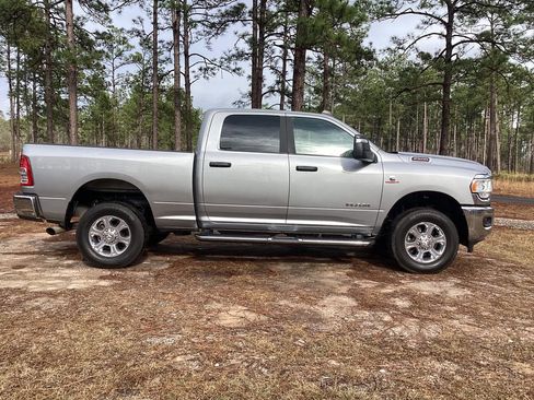 Used 2024 RAM 2500 Big Horn AWD/4WD image 6