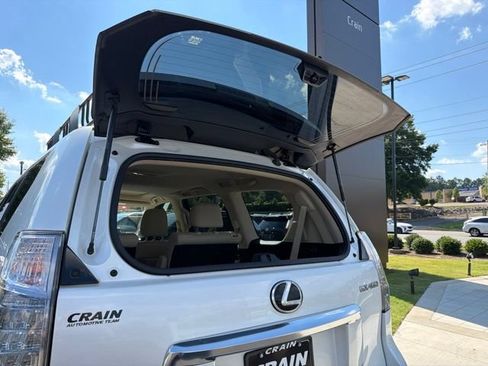 Used 2023 Lexus GX 460 Premium AWD/4WD image 8
